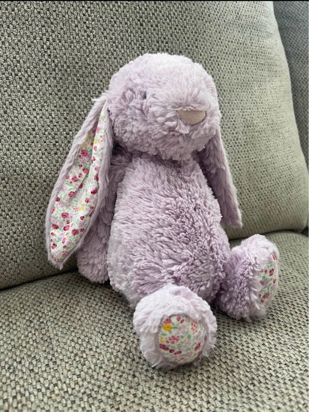 Jellycat Lavender Blossom Bunny Medium